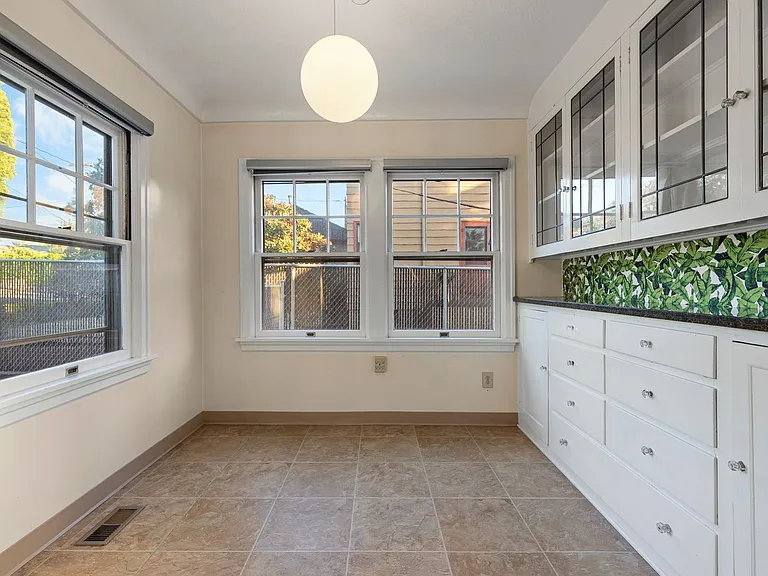 3315 SE Cesar Estrada Chavez Blvd — Photo 10