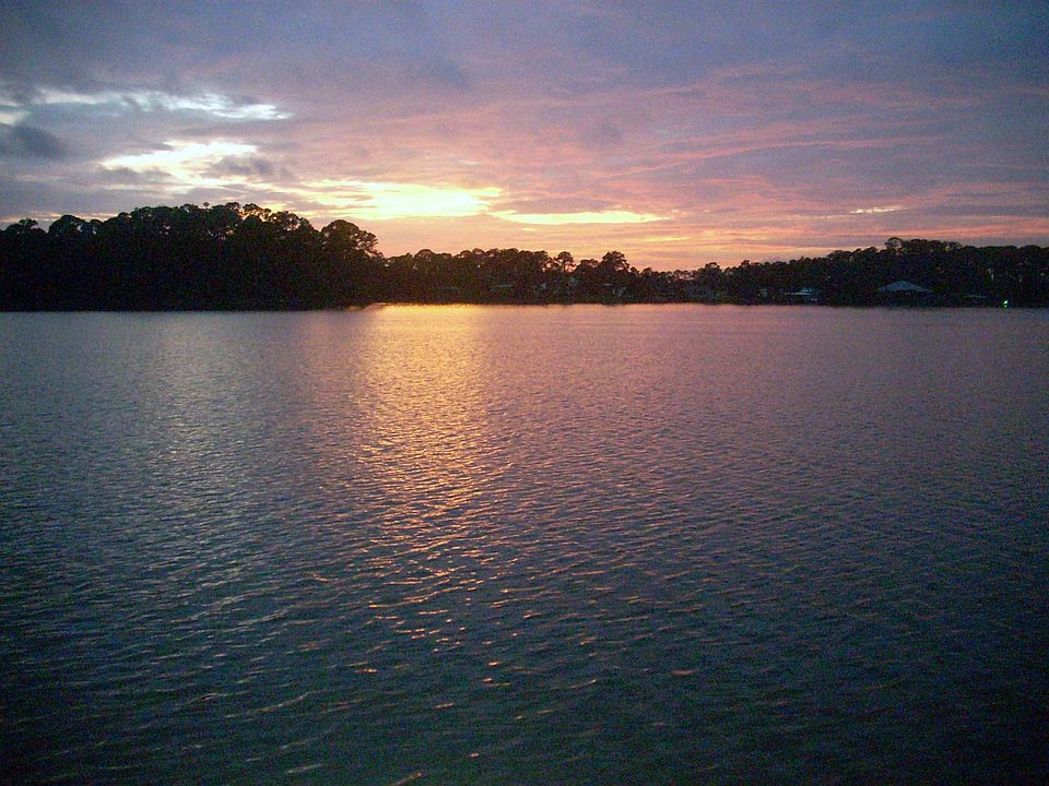 1st image of 2526 Sunset Dr