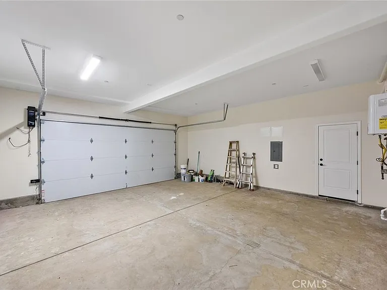 1813 Woodland Dr — Photo 37
