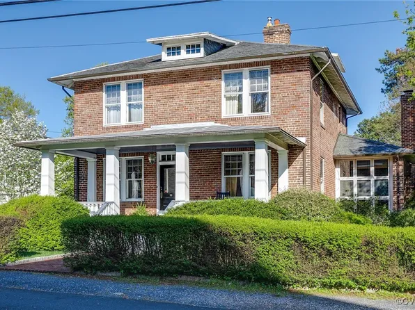 99 Maple Ave, Richmond, VA 23226