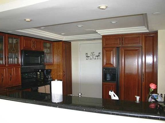 3rd image of 3200 Port Royale Dr N APT 807