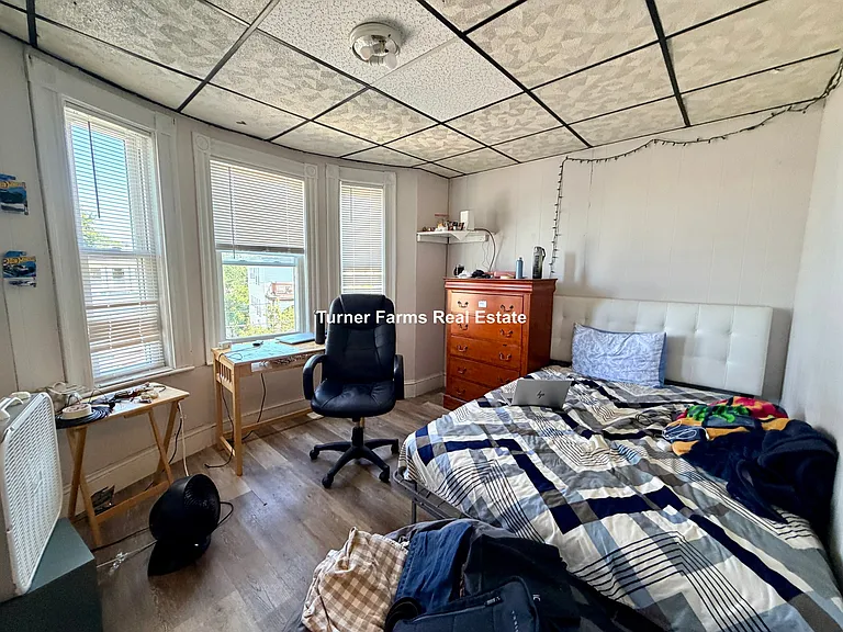 249 Boston Ave — Photo 16