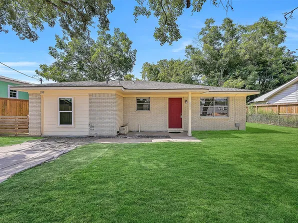 2803 22nd St, Dickinson, TX 77539