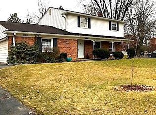 35241 Caryn St, Farmington Hills, MI