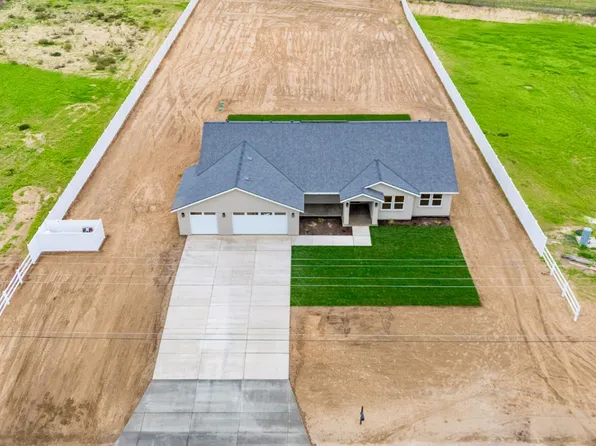 9076 Petaluma St, Delhi, CA 95315