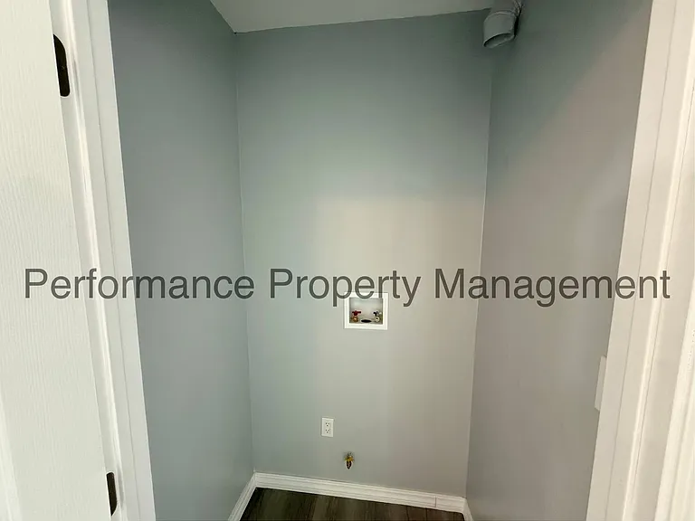 3720 Apache Ave — Photo 10