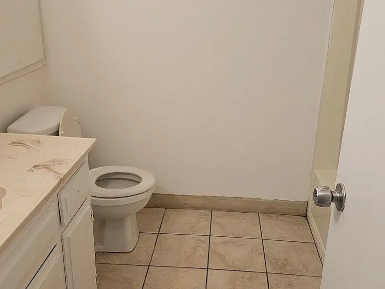 9208 Wheeler Ct #C — Photo 5