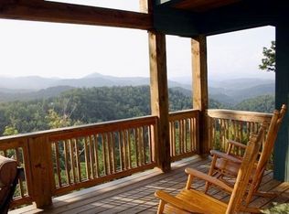 290 Indian Paint Brush Dr, Beech Mountain, NC 28604