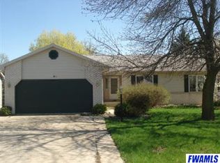 808 E Riley Rd, Kendallville, IN 46755