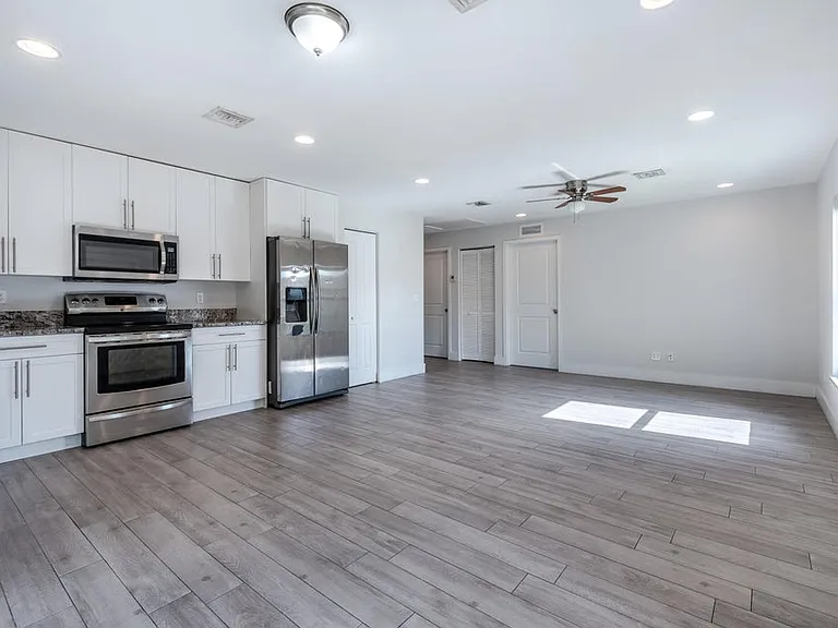 4743 Myla Ln — Photo 7