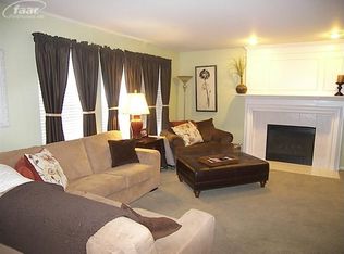 6467 Cranberry Dr, Holly, MI 48442