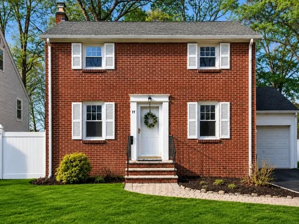 11 MONROE AVENUE, Roseland Boro, NJ 07068