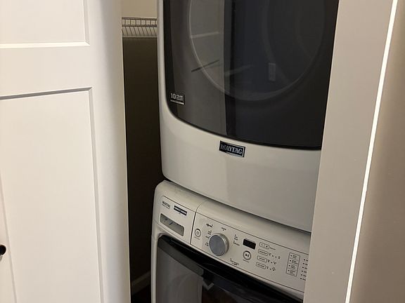 3rd image of 314 N Main St #205