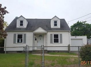 78 Claire St, Chicopee, MA 01020