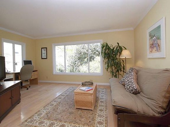 4th image of 1464 Grove St APT 202