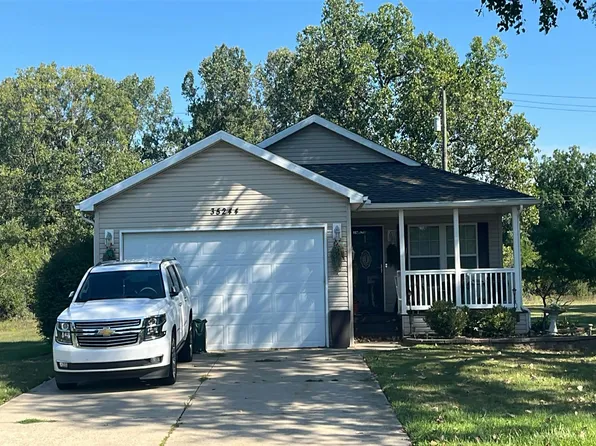 35244 Beverly Rd, Romulus, MI 48174