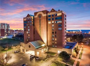 203 Admirals Walk, Buffalo, NY 14202