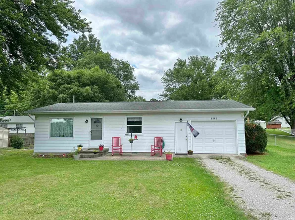 9954 E Walnut St, New Waverly, IN 46961