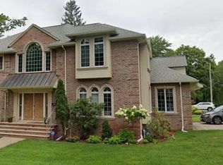 32 Meadow St, Demarest, NJ 07627