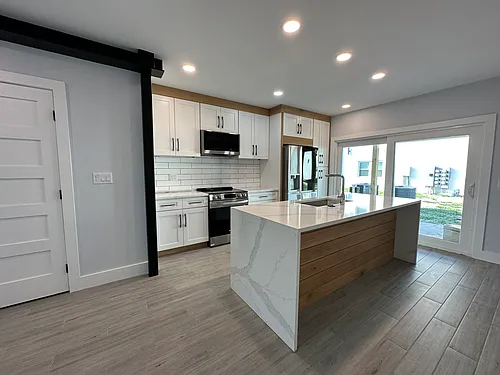 275 Sailfish Dr E Photo 1