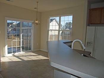 4th image of 106 Shumard Ct