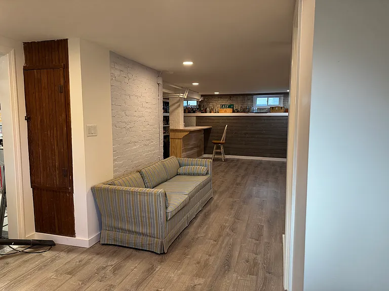 112 Wayland St — Photo 34
