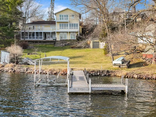 W2115 Beulah Heights ROAD, East Troy, WI 53120