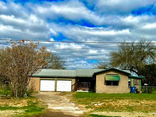 8287 S FM 2790 W, Somerset, TX 78069