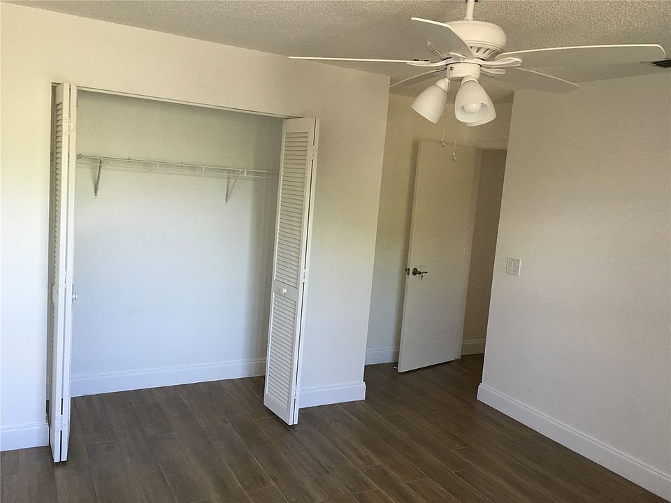 2nd image of 10932 Chandler Dr