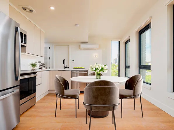 130 Hope Street image 1 of 34