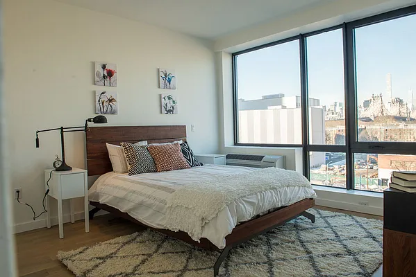 Rented by Trilanda Realty LLC | media 54