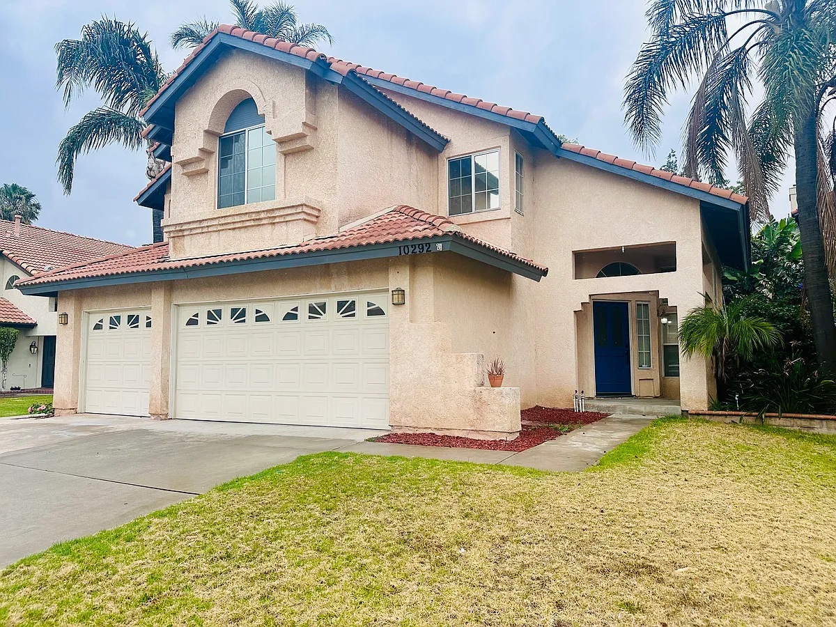 Building Photo - 10292 Southridge Dr