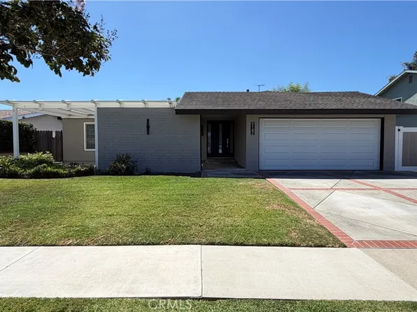 9142 Brabham Dr, Huntington Beach, CA 92646