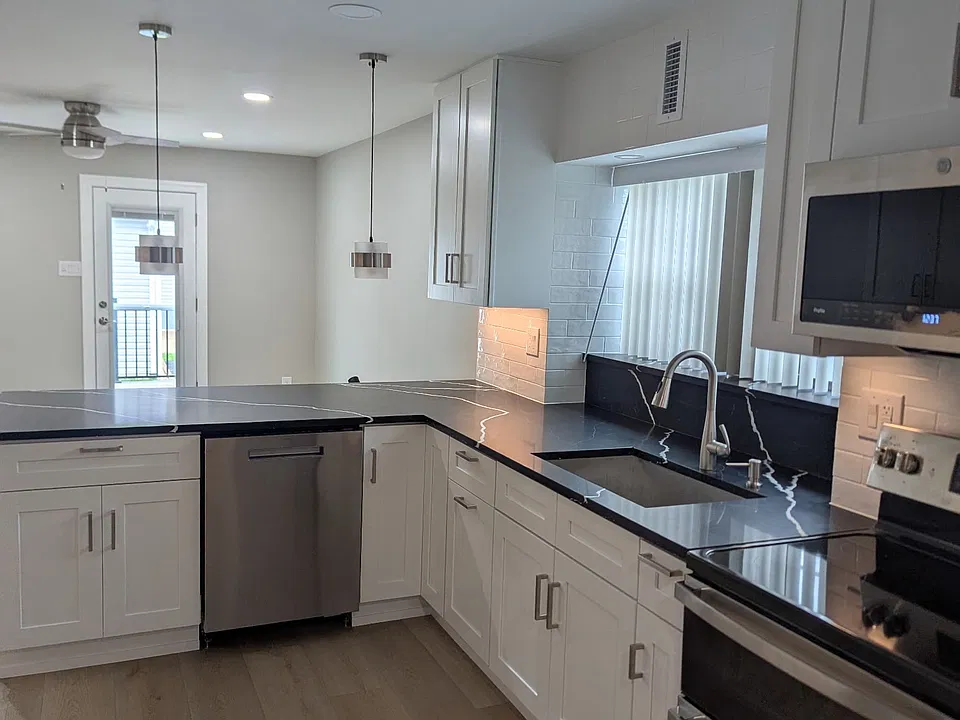 125 S Hellertown Ave #1