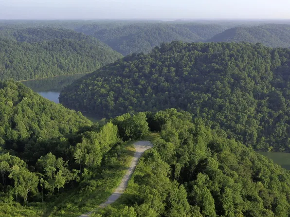 1075 Vickers Ridge Rd, Baxter, TN 38544