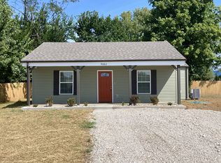 9882 Elizabethtown Rd, Big Clifty, KY 42712