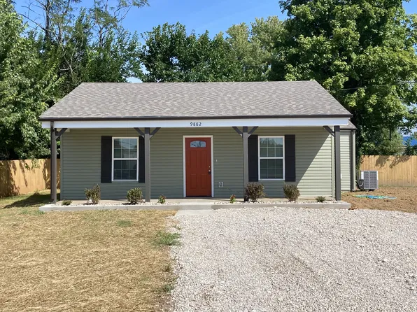 9882 Elizabethtown Rd, Big Clifty, KY 42712