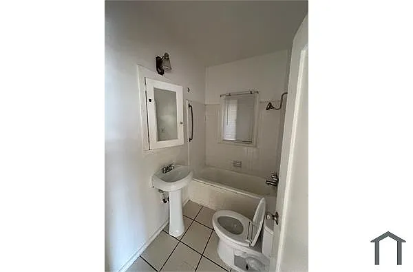Building Photo - 3506 W Pico Blvd #3