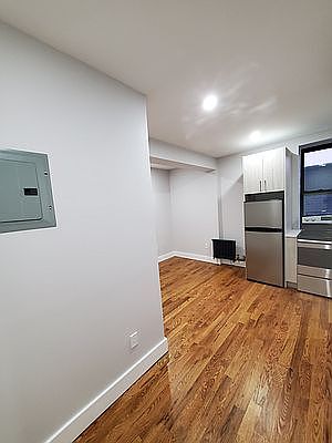 4th image of 180 Underhill Ave #2H