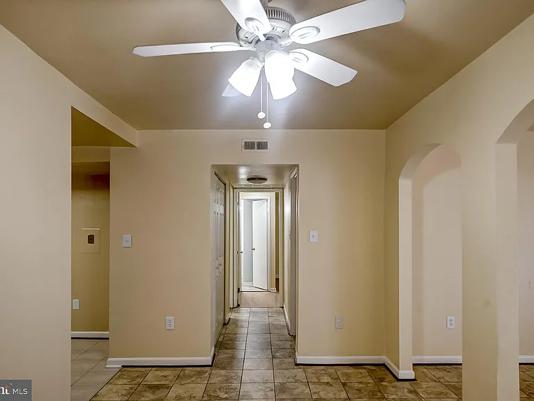 2334 Sun Valley Cir #1 — Photo 10