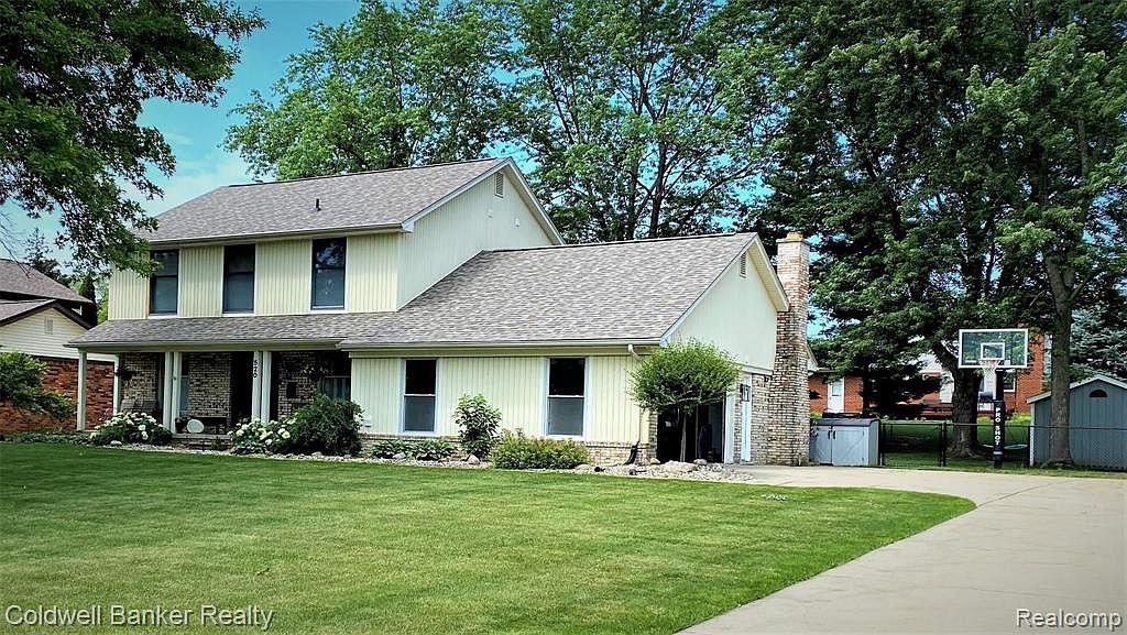520 Boutell Dr, Grand Blanc, MI 48439 Zillow