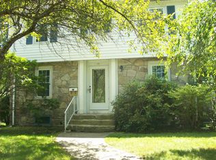 99 Vassar St, Worcester, MA 01602