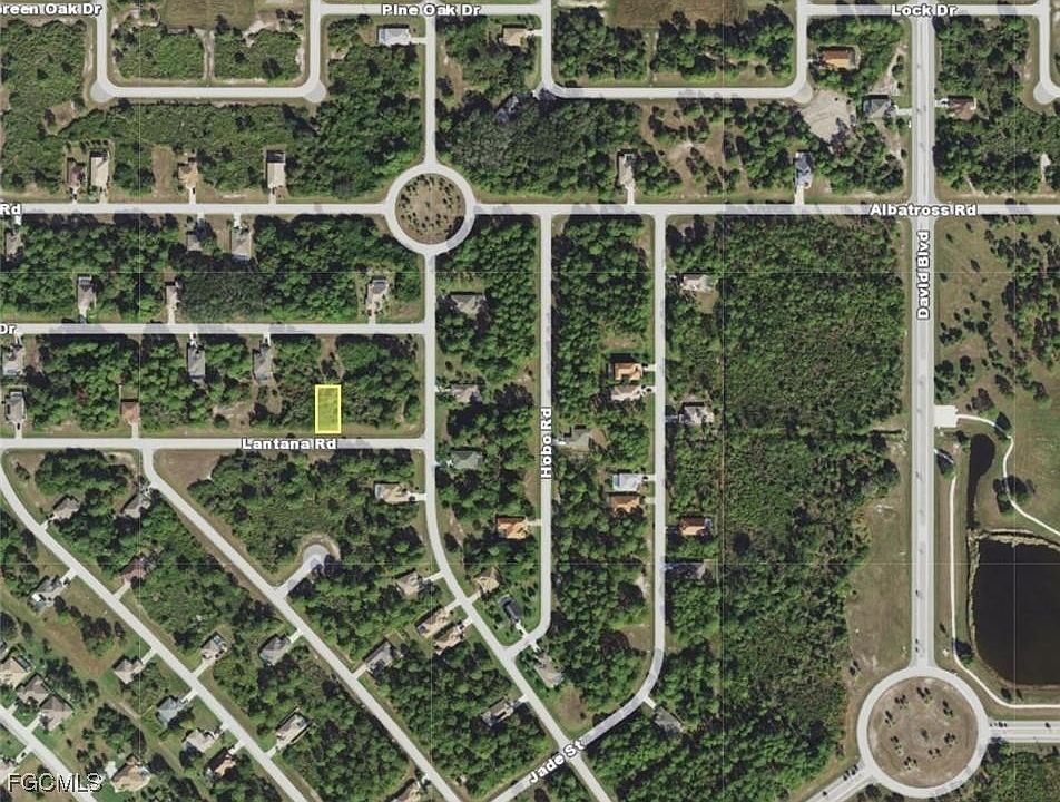 2nd image of 128 Lantana Rd