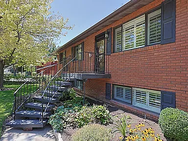 3 bed, 2150 sqft, $2,750 — Photo 3