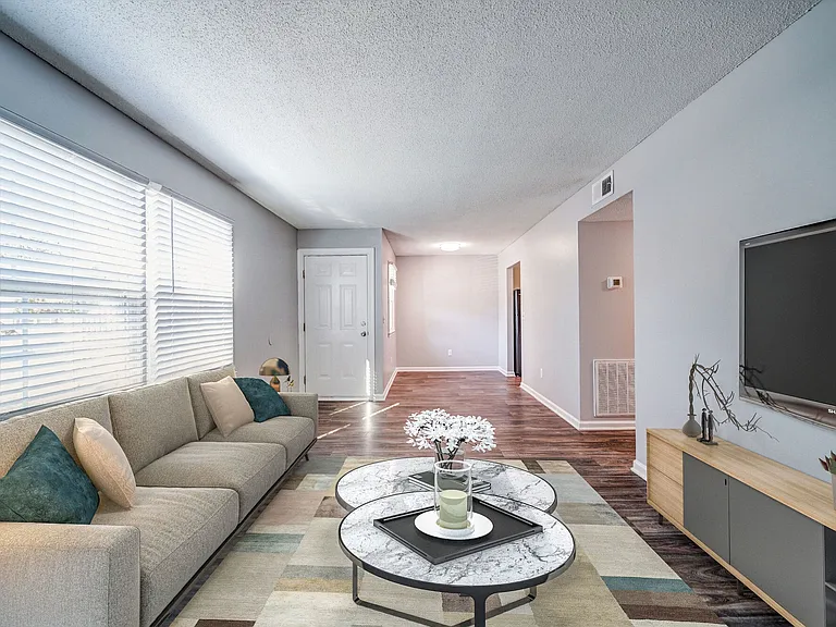 Timbercreek Apartments — Photo 3