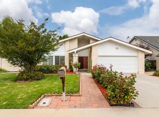 450 Manzanita St, Camarillo, CA 93012