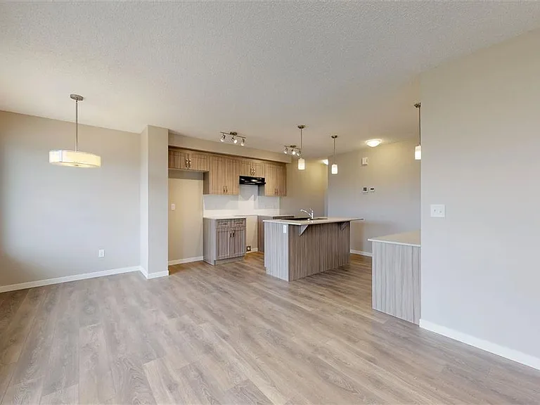 17239 9th Ave SW — Photo 7