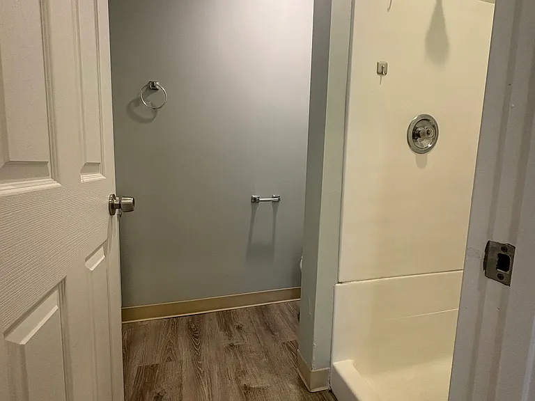 776 Main St #9 — Photo 5