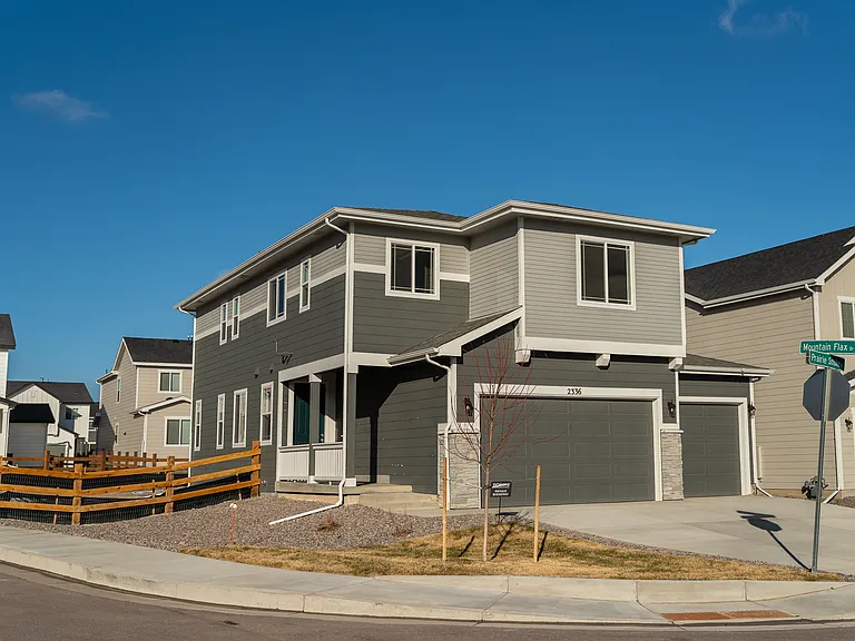2336 Prairie Smoke Dr — Photo 3