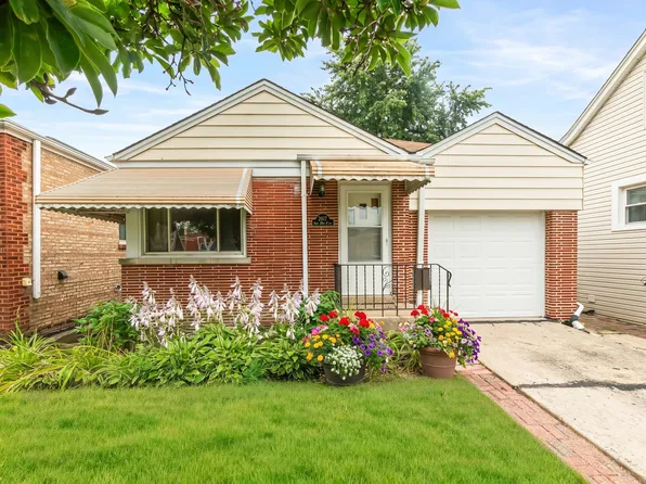 9017 W 23rd Pl, North Riverside, IL 60546